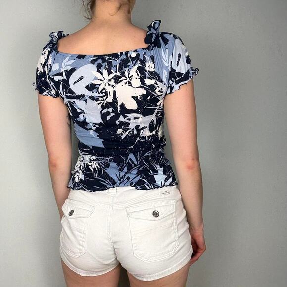 Blue white floral print top ruffle sleeves sweetheart neckline from Comma - Picture 6 of 8